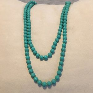 Turquoise bead necklace